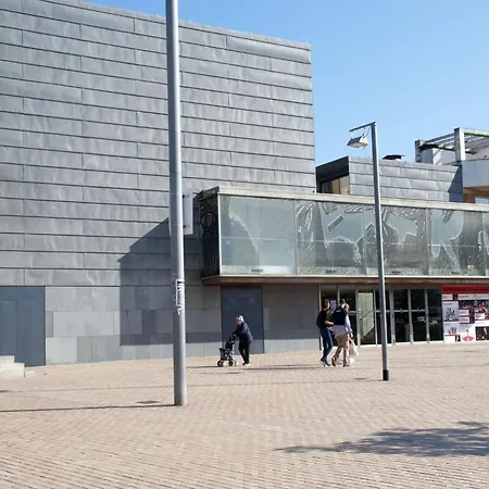 In Near Playa De La Punta Apartamento Roses